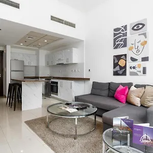 Apartment Dream - Bay